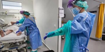 Suben decesos y contagios por Covid en Nuevo Laredo