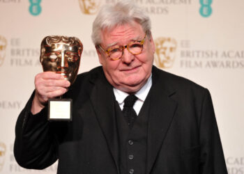 Adiós a Alan Parker; el director de cine británico que inmortalizó Evita