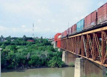 Celebra Nuevo Laredo confirmación de otro puente ferroviario internacional