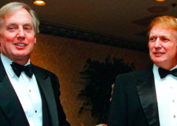 Muere hermano menor de Trump a los 72 años en EU