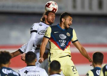Gallos de Querétaro  golea 4-1 a Aguilas del América