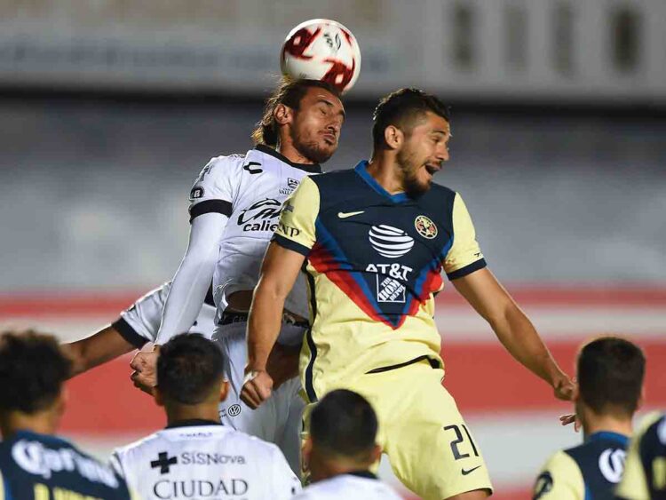 Gallos de Querétaro  golea 4-1 a Aguilas del América