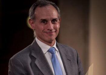 Darían a López-Gatell y la Secretaría de Salud control sobre Cofepris y Conadic