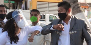 Recorre Olga Sosa colonias de Tampico y apoya a trabajadores independientes