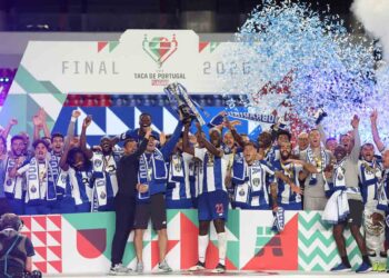 Porto y ‘Tecatito’ conquistan el doblete en Portugal