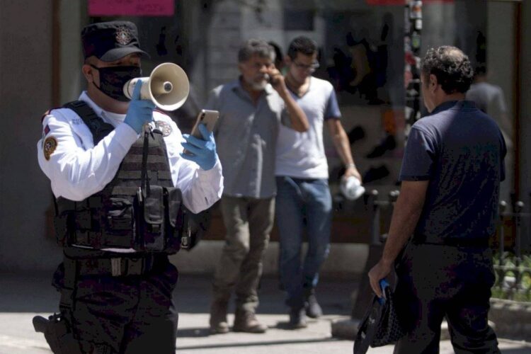 Suman 434,193 casos positivos de covid-19 en México