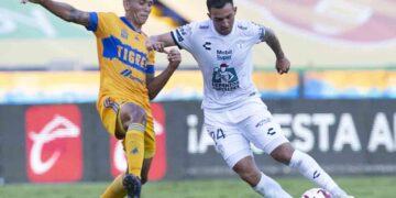 Tuzos de Pachuca rescatan punto al empatar 1-1 con Tigres de NL