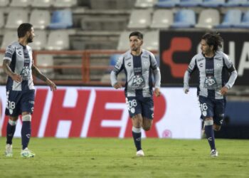 Pachuca hizo lo suyo y se mete a zona de clasificación