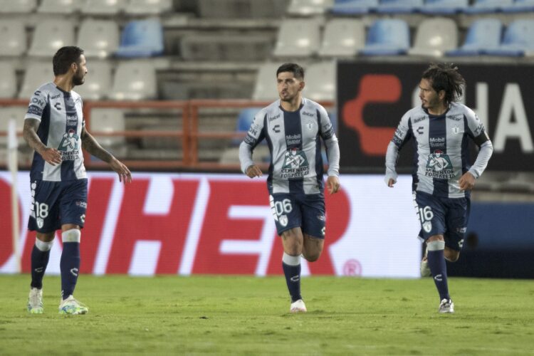 Pachuca hizo lo suyo y se mete a zona de clasificación