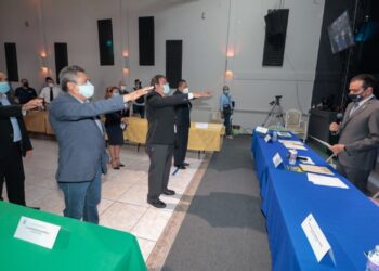 Toma Rivas protesta a  directiva de Alianza de Pastores Amigos de NLD