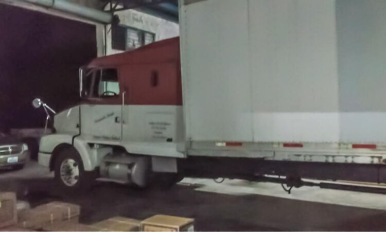 Llegan primer flete de útiles escolares a Nuevo Laredo