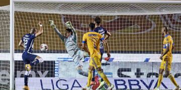 Pumas empata de último minuto 1-1 a Tigres
