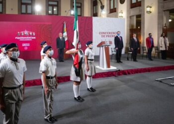 López Obrador da inicio al ciclo escolar 2020-2021