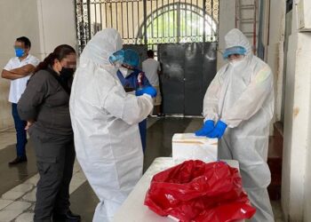 Detectan 3 positivos y 5 sospechosos de Covid en penal de Victoria