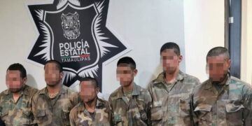 Aseguran arsenal y detienen a 6 pisdtoleros, en Camargo, Tamaulipas