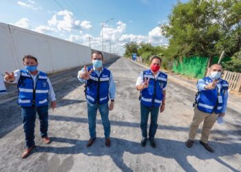 Constata Rivas construcción de calles en ‘Blanca Navidad’