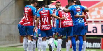 Ricardo Peláez confirma “sanción económica fuerte” por indisciplinas en Chivas