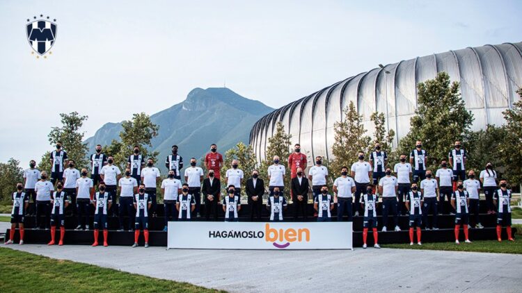 Sin Hugo González, Rayados se toma foto oficial