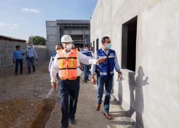 Constata Rivas avance del  Centro Comunitario Mujer Total