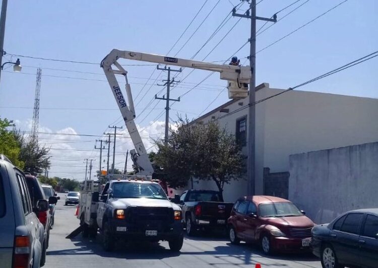 Mejoran alumbrado en distintos sectores de Nuevo Laredo