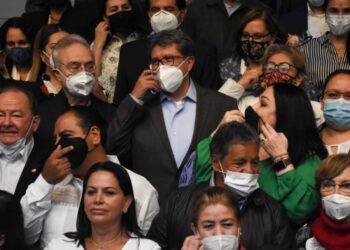 MORENA acuerda impulsar juicio contra expresidentes en Senado