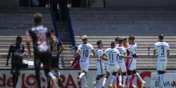 Pumas de UNAM derrota 3-0 a Xolos de Tijuana