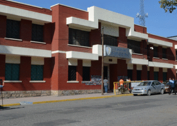 Analizan incentivo fiscal para colegios privados por pandemia