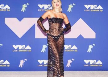 Miley Cyrus rememora su ‘Wrecking Ball’ en los VMAs 2020