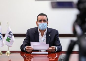 Emite Rivas convocatorias de becas en Nuevo Laredo