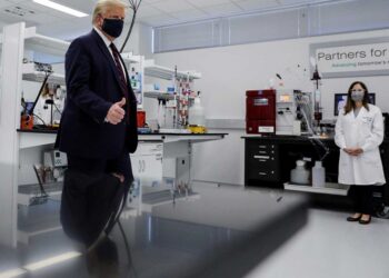 Tras éxito de vacuna ‘Sputnik V’, EU imita estrategia: Rusia