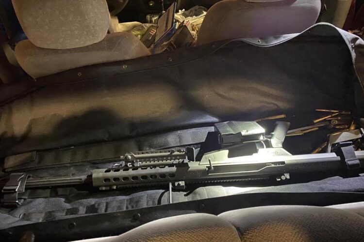 Mujer intenta entrar a México con fusil Barrett y 8 mil cartuchos
