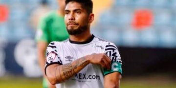 Martín Galván llega a los Bravos