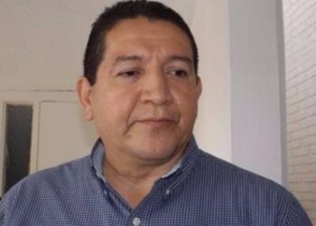 Padres de Familia listos para iniciar el ciclo escolar