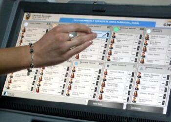 Aplicará voto electrónico por internet y postal en elecciones