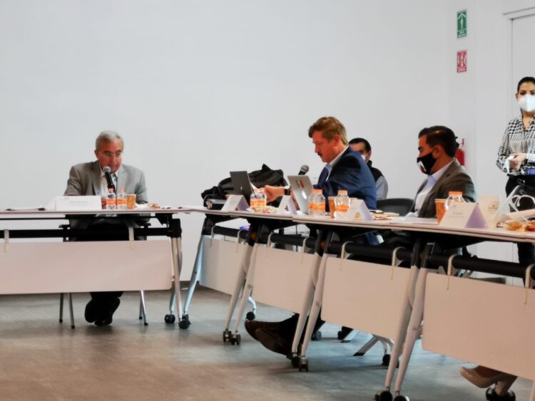 Encabeza Esteban Moctezuma Barragán revisión con legisladores de los avances en la Ley General de Educación Superior