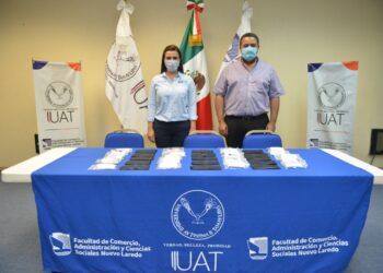 Apoya Municipio con lentes a estudiantes de la UAT