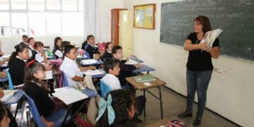 Fallecen ocho maestros por Covid-19 en Tampico