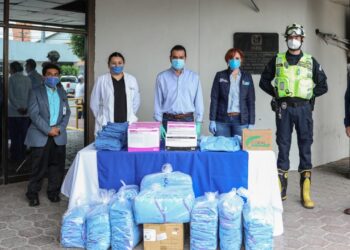 Refuerza Alcalde Enrique Rivas apoyo a hospitales en N. Laredo