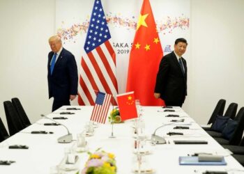 Amenaza Trump con romper relaciones comerciales con China