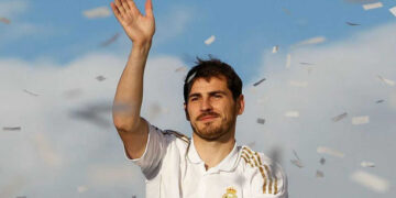 Iker Casillas anuncia su retiro del fútbol