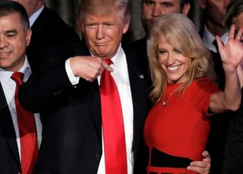 Asesora de Trump, Kellyanne Conway deja la Casa Blanca