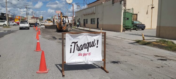 Intensifica Gobierno de Matamoros acciones de rehabilitación de pavimentos en accesos principales