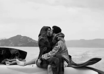 Chrisian Nodal comparte romantico video con Belinda