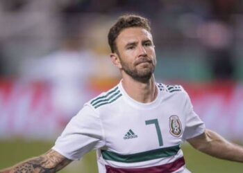 Miguel Layún compara la goleada del Barcelona con el 7-0 de Chile a México