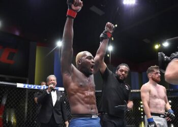 Brunson destruyó a Shahbazyan en Las Vegas