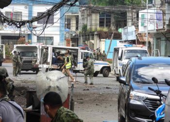 Doble atentado en Filipinas deja al menos 14 muertos y 75 heridos