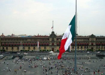 Duelo nacional de 30 días por decesos y contagios Covid-19