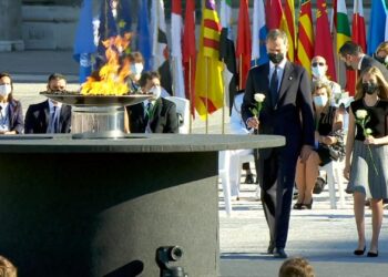 España supera los 3 mil casos diarios de coronavirus por primera vez desde mayo