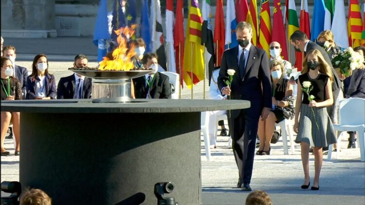 España supera los 3 mil casos diarios de coronavirus por primera vez desde mayo