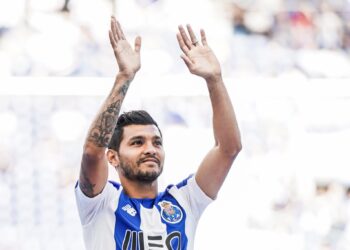 ‘Tecatito’ Corona es nombrado MVP de la Liga de Portugal
